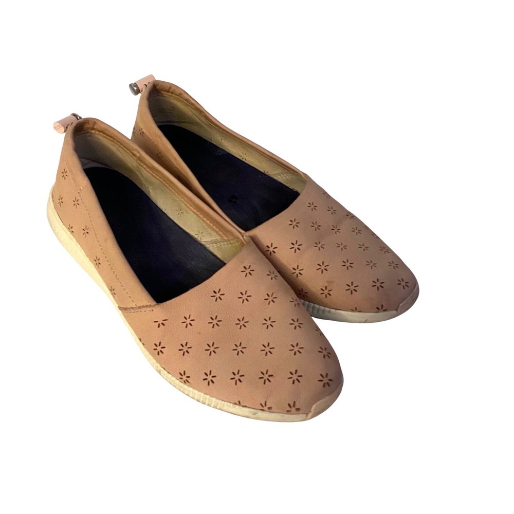 Cole Haan Zerogrand Pink Leather Laser Cut Floral shoes Slip On Loafers Sz 8